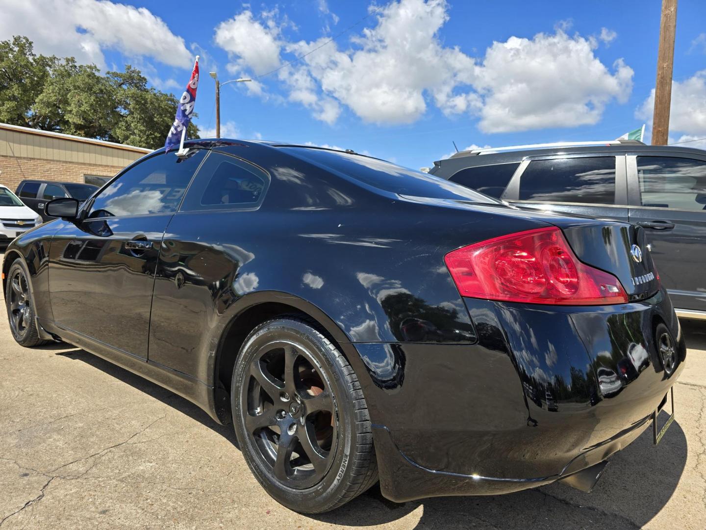 2007 BLACK /BEIGE LEATHER Infiniti G35 Coupe (JNKCV54E37M) with an 3.5L V6 DOHC 24V engine, 5-Speed Automatic Overdrive transmission, located at 2660 S.Garland Avenue, Garland, TX, 75041, (469) 298-3118, 32.885387, -96.656776 - Photo#4