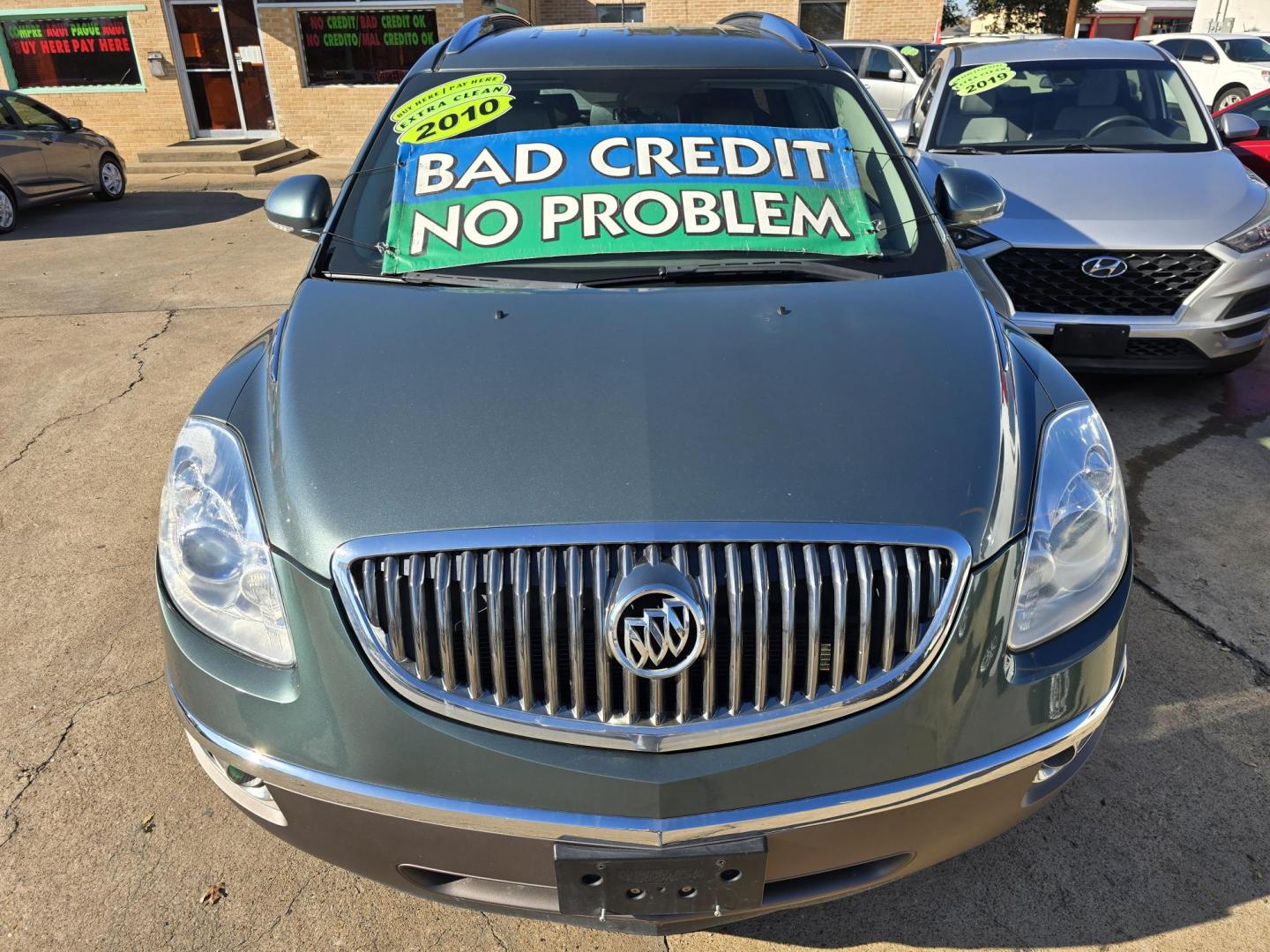 2010 GRAY Buick Enclave CXL (5GALRBED4AJ) , AUTO transmission, located at 2660 S.Garland Avenue, Garland, TX, 75041, (469) 298-3118, 32.885387, -96.656776 - Welcome to DallasAutos4Less, one of the Premier BUY HERE PAY HERE Dealers in the North Dallas Area. We specialize in financing to people with NO CREDIT or BAD CREDIT. We need proof of income, proof of residence, and a ID. Come buy your new car from us today!! This is a Super Clean 2010 BUICK ENCL - Photo#8