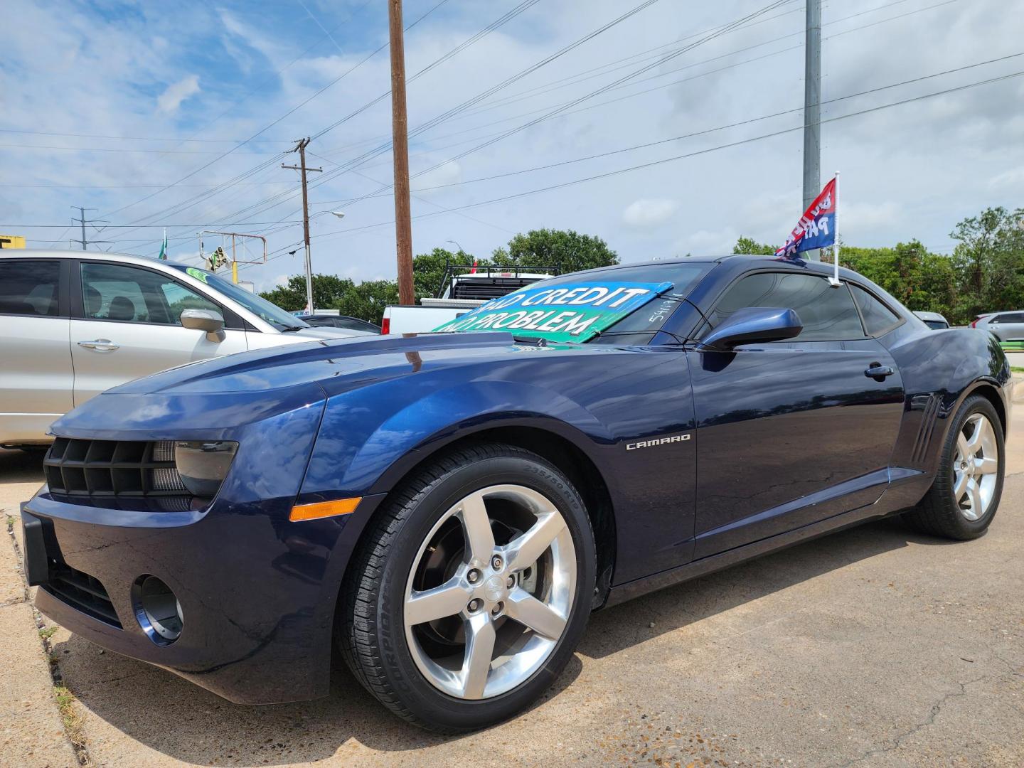 2012 Chevrolet Camaro Coupe 1LT (2G1FB1E30C9) with an 3.6L V6 DOHC 24V FFV engine, 6-Speed Automatic transmission, located at 2660 S.Garland Avenue, Garland, TX, 75041, (469) 298-3118, 32.885387, -96.656776 - Photo#7