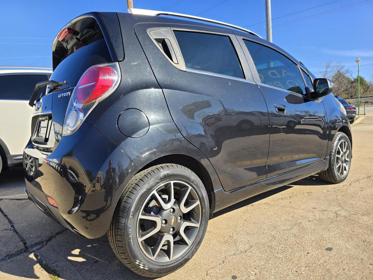 2013 BLUE Chevrolet Spark 1LT Auto (KL8CD6S91DC) with an 1.2L L4 16V DOHC engine, 4-Speed Automatic transmission, located at 2660 S.Garland Avenue, Garland, TX, 75041, (469) 298-3118, 32.885387, -96.656776 - Photo#3