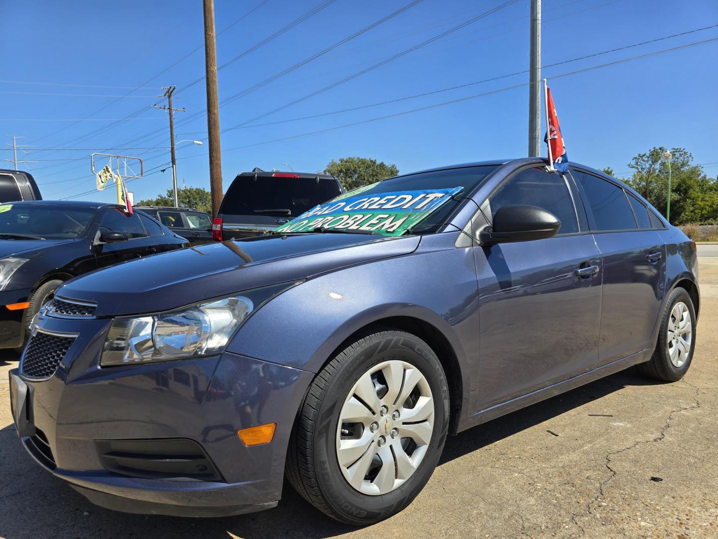 2014 BLUE /GRAY CHEVROLET CRUZE LS LS (1G1PA5SH7E7) , AUTO transmission, located at 2660 S.Garland Avenue, Garland, TX, 75041, (469) 298-3118, 32.885387, -96.656776 - Welcome to DallasAutos4Less, one of the Premier BUY HERE PAY HERE Dealers in the North Dallas Area. We specialize in financing to people with NO CREDIT or BAD CREDIT. We need proof of income, proof of residence, and a ID. Come buy your new car from us today!! This is a very clean 2014 CHEVY CRUZE - Photo#7