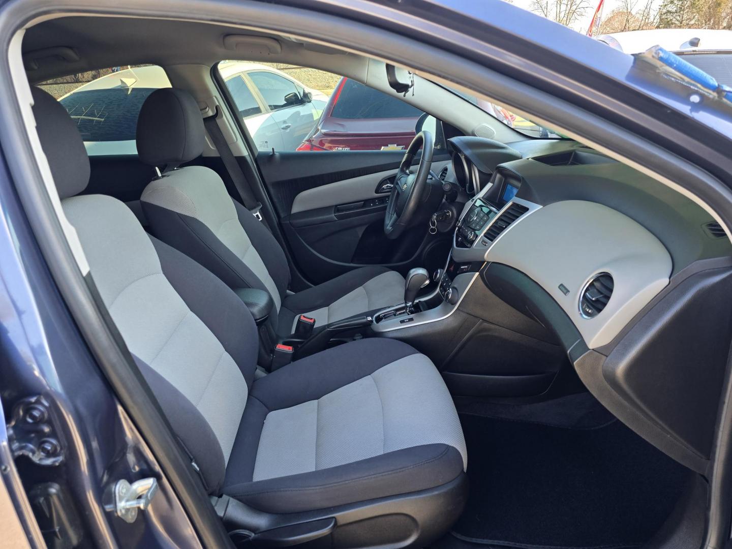 2014 BLUE Chevrolet Cruze LS (1G1PA5SG0E7) with an 1.8L L4 DOHC 16V engine, 6-Speed Automatic transmission, located at 2660 S.Garland Avenue, Garland, TX, 75041, (469) 298-3118, 32.885387, -96.656776 - Photo#16