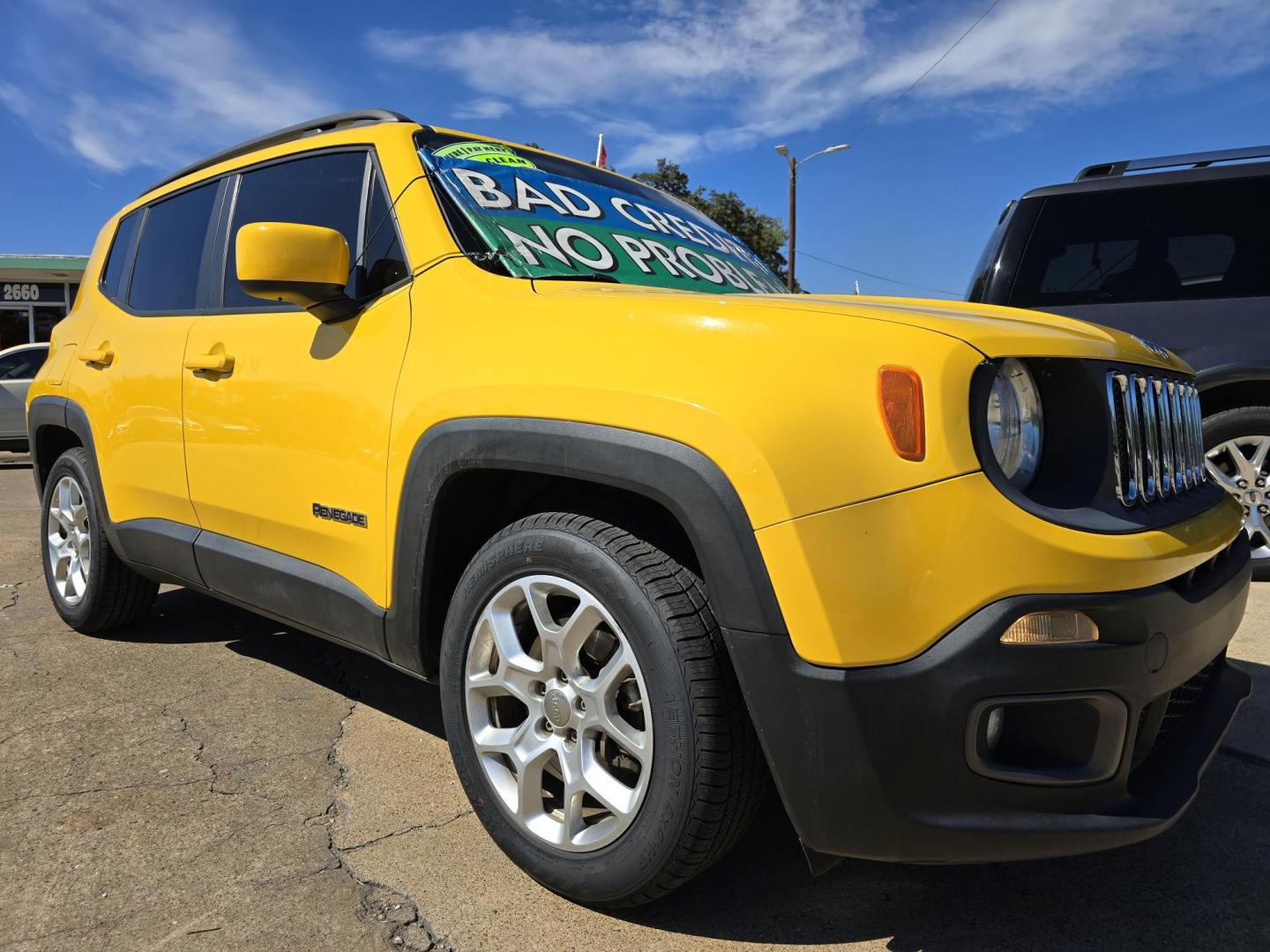 2015 YELLOW Jeep Renegade Latitude (ZACCJABT6FP) with an 2.4L L4 engine, AUTO transmission, located at 2660 S.Garland Avenue, Garland, TX, 75041, (469) 298-3118, 32.885387, -96.656776 - Photo#1