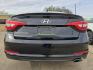 2015 BLACK Hyundai Sonata SE (5NPE24AF7FH) , AUTO transmission, located at 2660 S.Garland Avenue, Garland, TX, 75041, (469) 298-3118, 32.885387, -96.656776 - Welcome to DallasAutos4Less, one of the Premier BUY HERE PAY HERE Dealers in the North Dallas Area. We specialize in financing to people with NO CREDIT or BAD CREDIT. We need proof of income, proof of residence, and a ID. Come buy your new car from us today!! This is a Very clean 2015 HYUNDAI SON - Photo#4