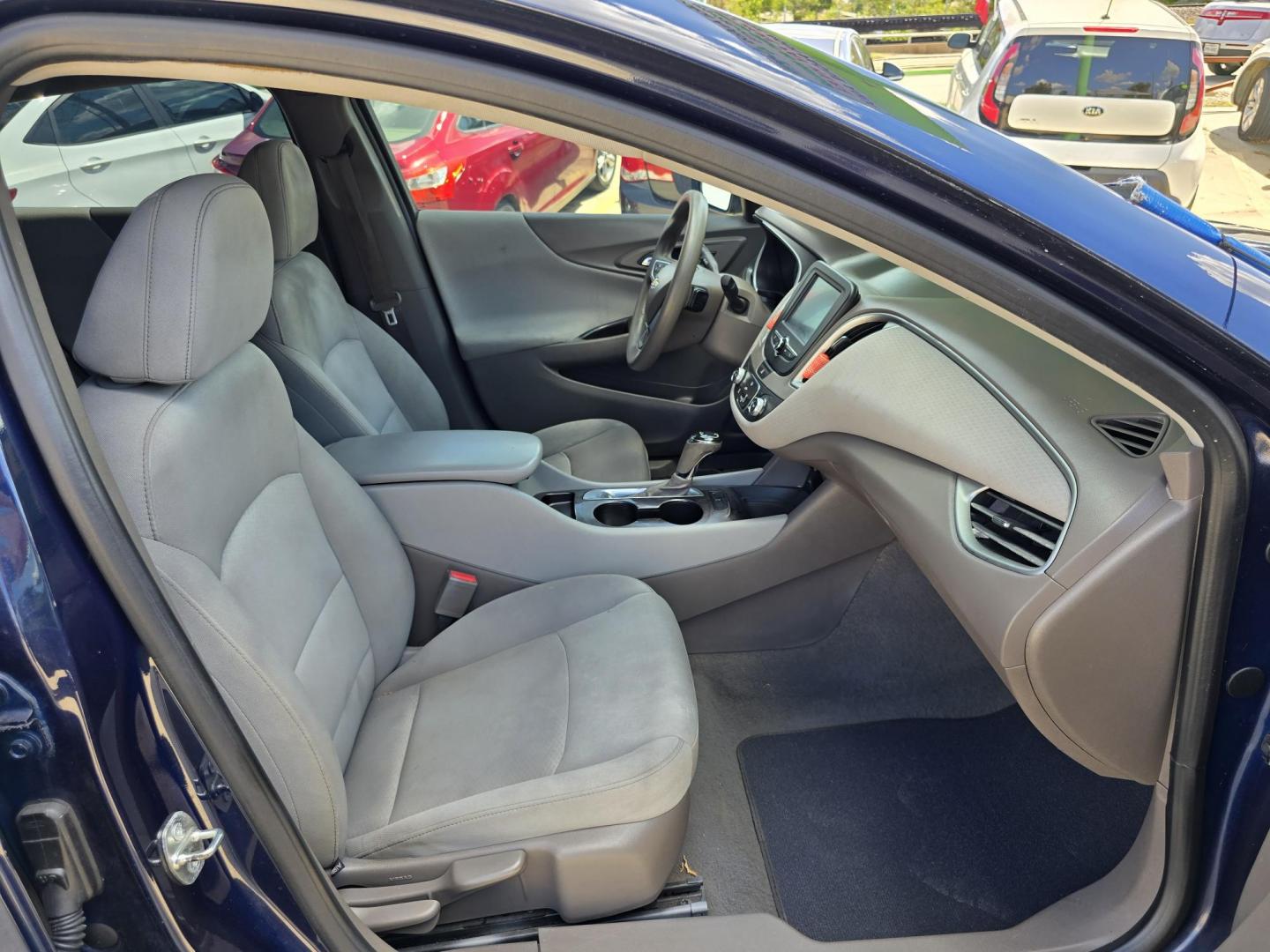 2016 Chevrolet Malibu LS (1G1ZB5ST7GF) with an 1.5L L4 DOHC 16V engine, 6A transmission, located at 2660 S.Garland Avenue, Garland, TX, 75041, (469) 298-3118, 32.885387, -96.656776 - Photo#18