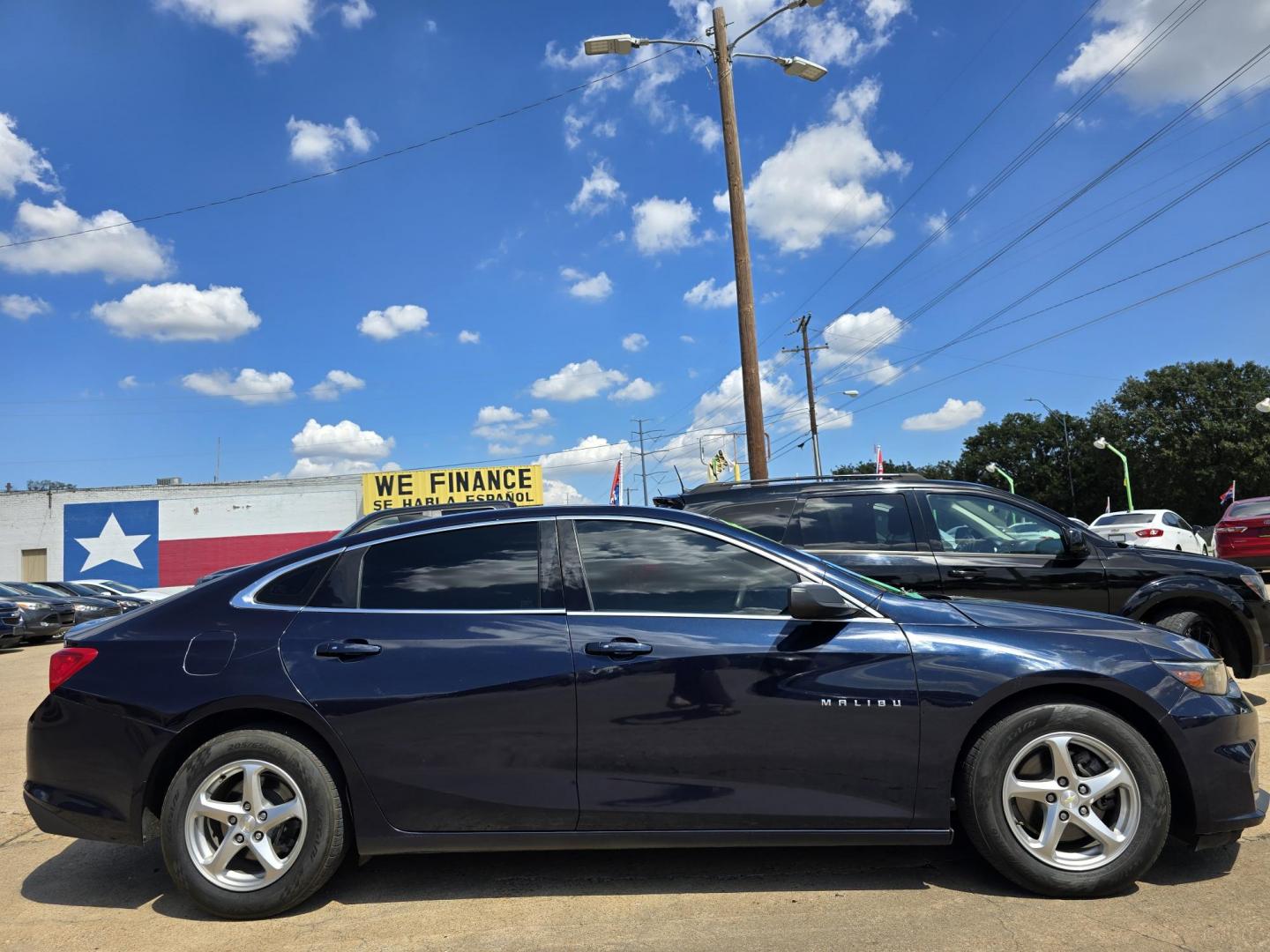 2016 Chevrolet Malibu LS (1G1ZB5ST7GF) with an 1.5L L4 DOHC 16V engine, 6A transmission, located at 2660 S.Garland Avenue, Garland, TX, 75041, (469) 298-3118, 32.885387, -96.656776 - Photo#2