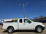 2016 WHITE Nissan Frontier S King Cab (1N6BD0CT3GN) with an 2.5L L4 DOHC 16V engine, AUTO transmission, located at 2660 S.Garland Avenue, Garland, TX, 75041, (469) 298-3118, 32.885387, -96.656776 - Photo#2