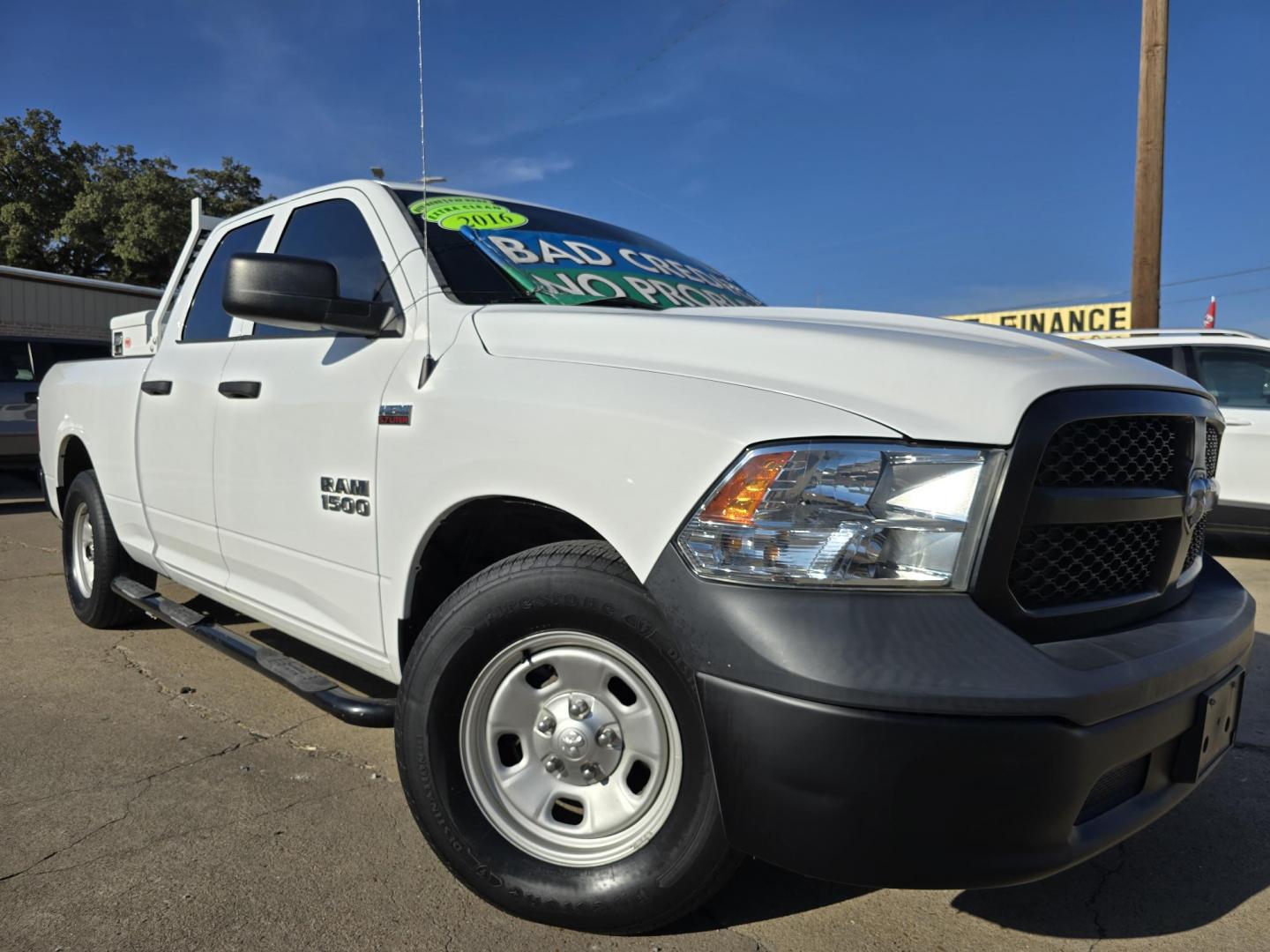 2016 RAM 1500 Tradesman Quad Cab (1C6RR6FT5GS) with an 5.7L V8 OHV 16V engine, 6A transmission, located at 2660 S.Garland Avenue, Garland, TX, 75041, (469) 298-3118, 32.885387, -96.656776 - Photo#0