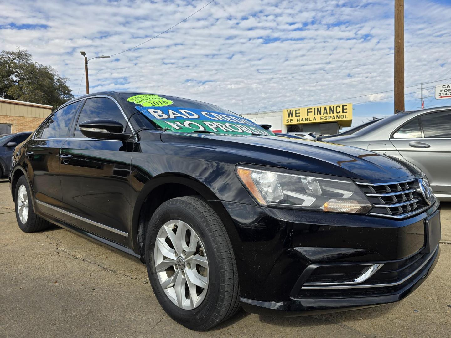 2016 BLACK Volkswagen Passat S (1VWAT7A30GC) , 6A transmission, located at 2660 S.Garland Avenue, Garland, TX, 75041, (469) 298-3118, 32.885387, -96.656776 - Photo#1