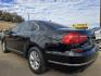 2016 BLACK Volkswagen Passat S (1VWAT7A30GC) , 6A transmission, located at 2660 S.Garland Avenue, Garland, TX, 75041, (469) 298-3118, 32.885387, -96.656776 - Photo#5