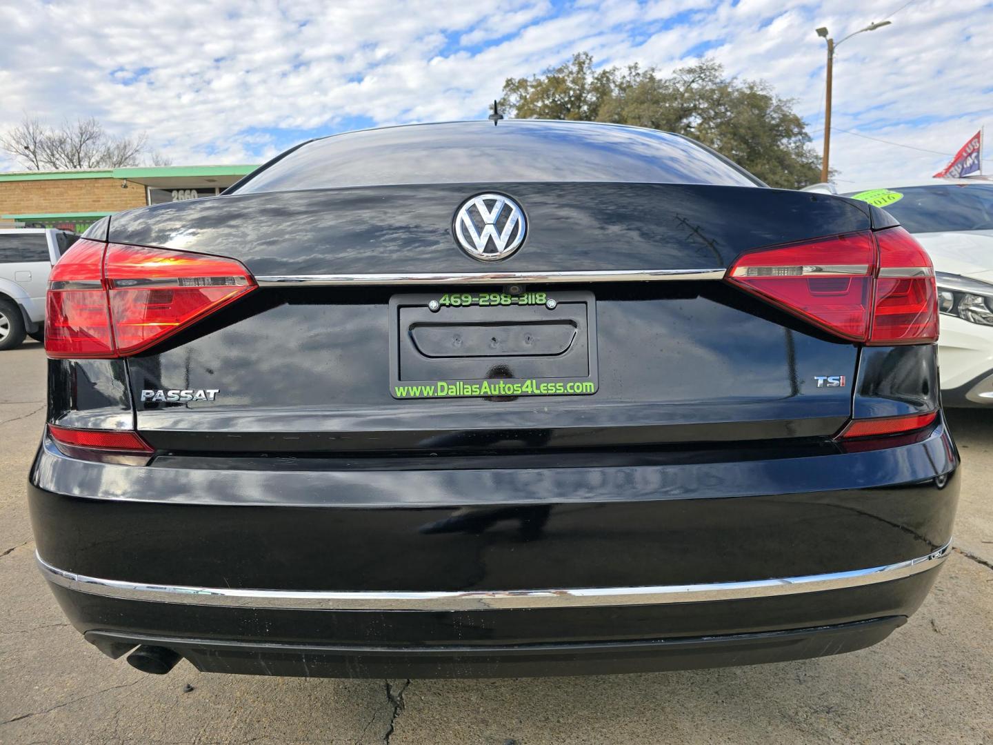 2016 BLACK Volkswagen Passat S (1VWAT7A30GC) , 6A transmission, located at 2660 S.Garland Avenue, Garland, TX, 75041, (469) 298-3118, 32.885387, -96.656776 - Photo#4