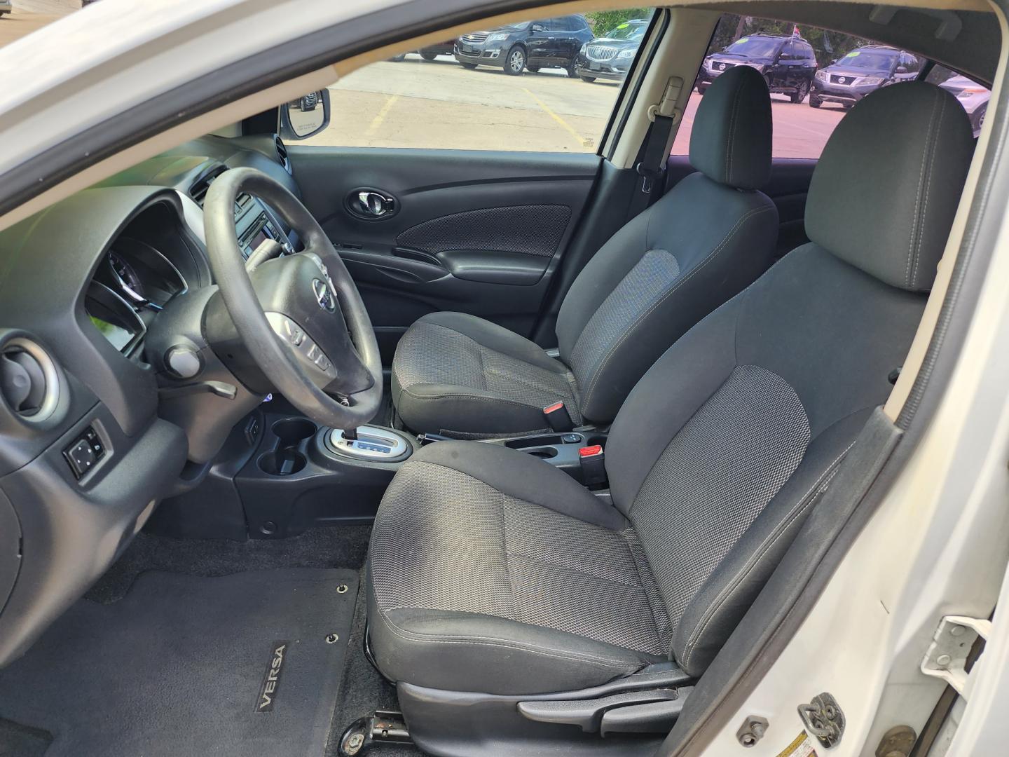 2017 FRESH POWDER /GRAY NISSAN VERSA SV SV (3N1CN7AP1HL) , AUTO transmission, located at 2660 S.Garland Avenue	, Garland, TX, 75041, (469) 298-3118, 32.885387, -96.656776 - CASH$$$$ CAR! This is a SUPER CLEAN 2017 NISSAN VERSA SV! SUPER CLEAN! BLUETOOTH Great Gas Mileage! Come in for a test drive today. We are open from 10am-7pm Monday-Saturday. Call us with any questions at 469.202.7468, or email us at DallasAutos4Less@gmail.com. - Photo#11