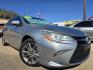 2017 SILVER Toyota Camry SE (4T1BF1FK6HU) with an 2.5L L4 DOHC 16V engine, 6A transmission, located at 2660 S.Garland Avenue, Garland, TX, 75041, (469) 298-3118, 32.885387, -96.656776 - Photo#0