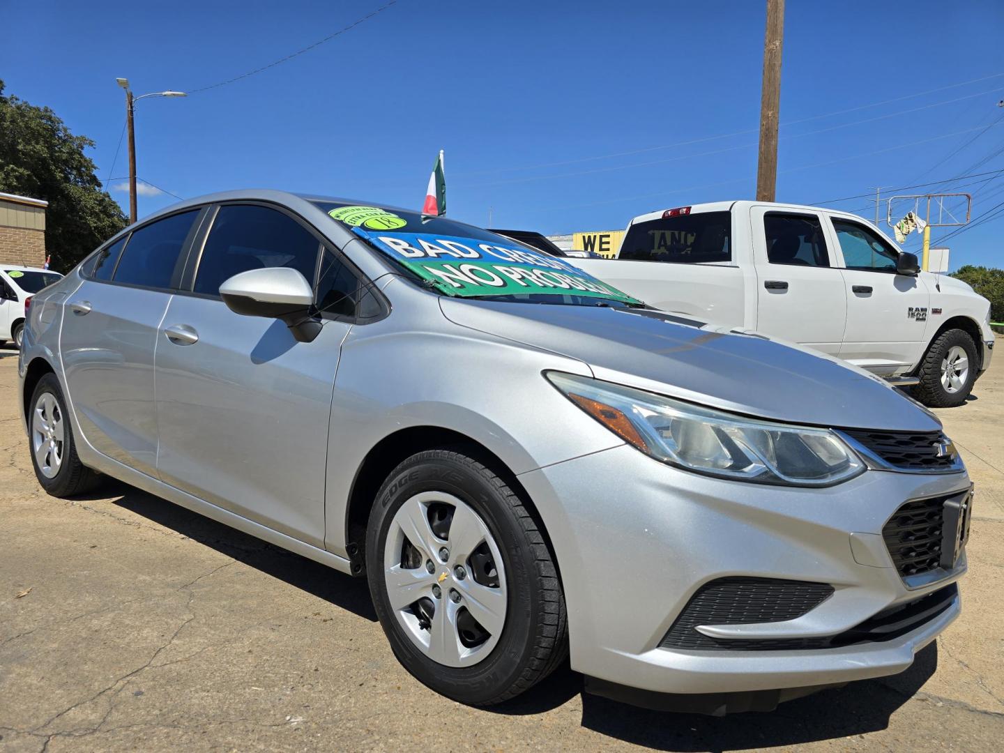 2018 Chevrolet Cruze LS (1G1BC5SM6J7) with an 1.4L L4 DOHC 16V TURBO engine, 6A transmission, located at 2660 S.Garland Avenue, Garland, TX, 75041, (469) 298-3118, 32.885387, -96.656776 - Photo#1