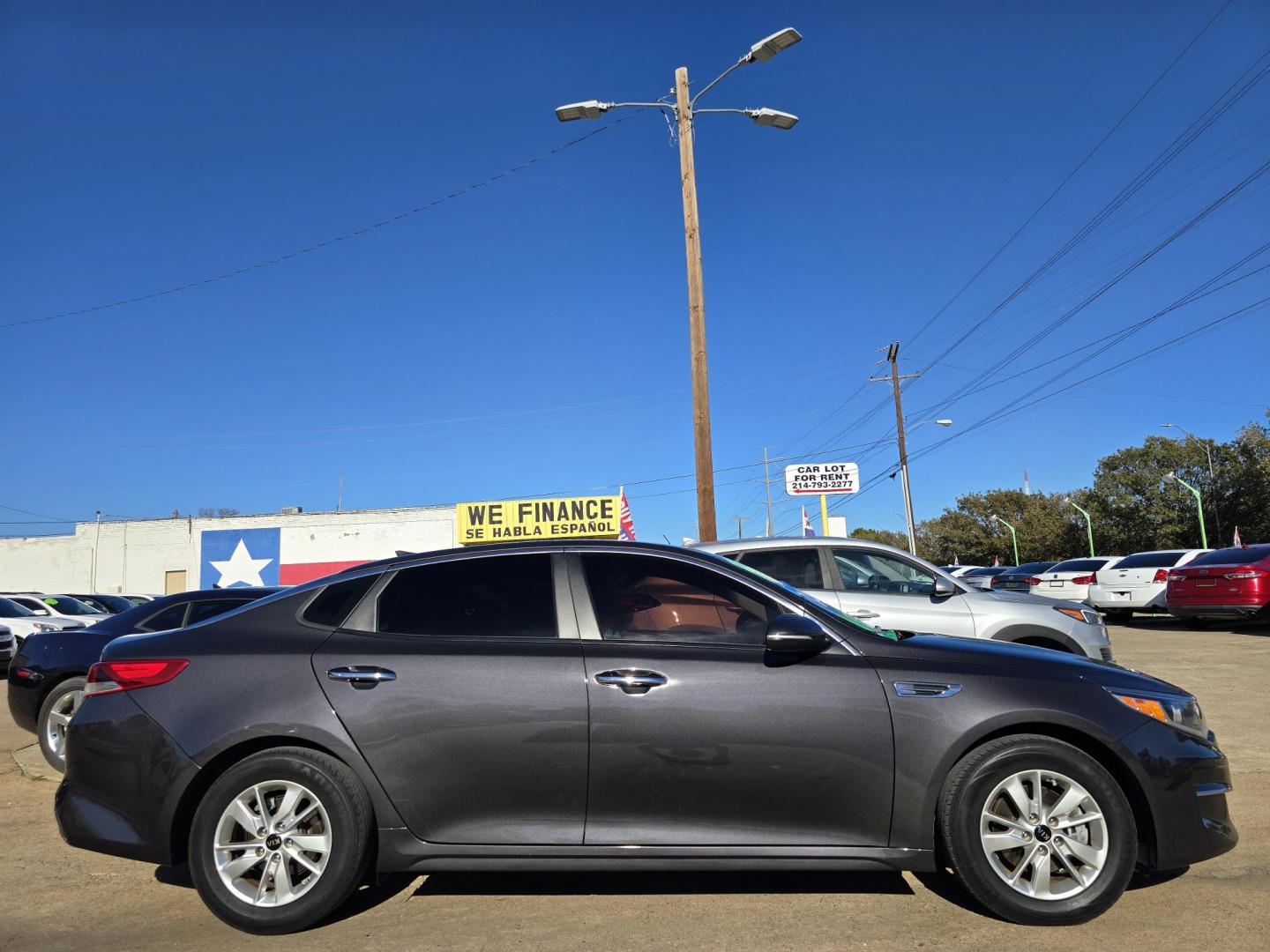 2018 GRAY Kia Optima LX (KNAGT4L38J5) with an 2.4L L4 DOHC 16V engine, 6A transmission, located at 2660 S.Garland Avenue, Garland, TX, 75041, (469) 298-3118, 32.885387, -96.656776 - Photo#2