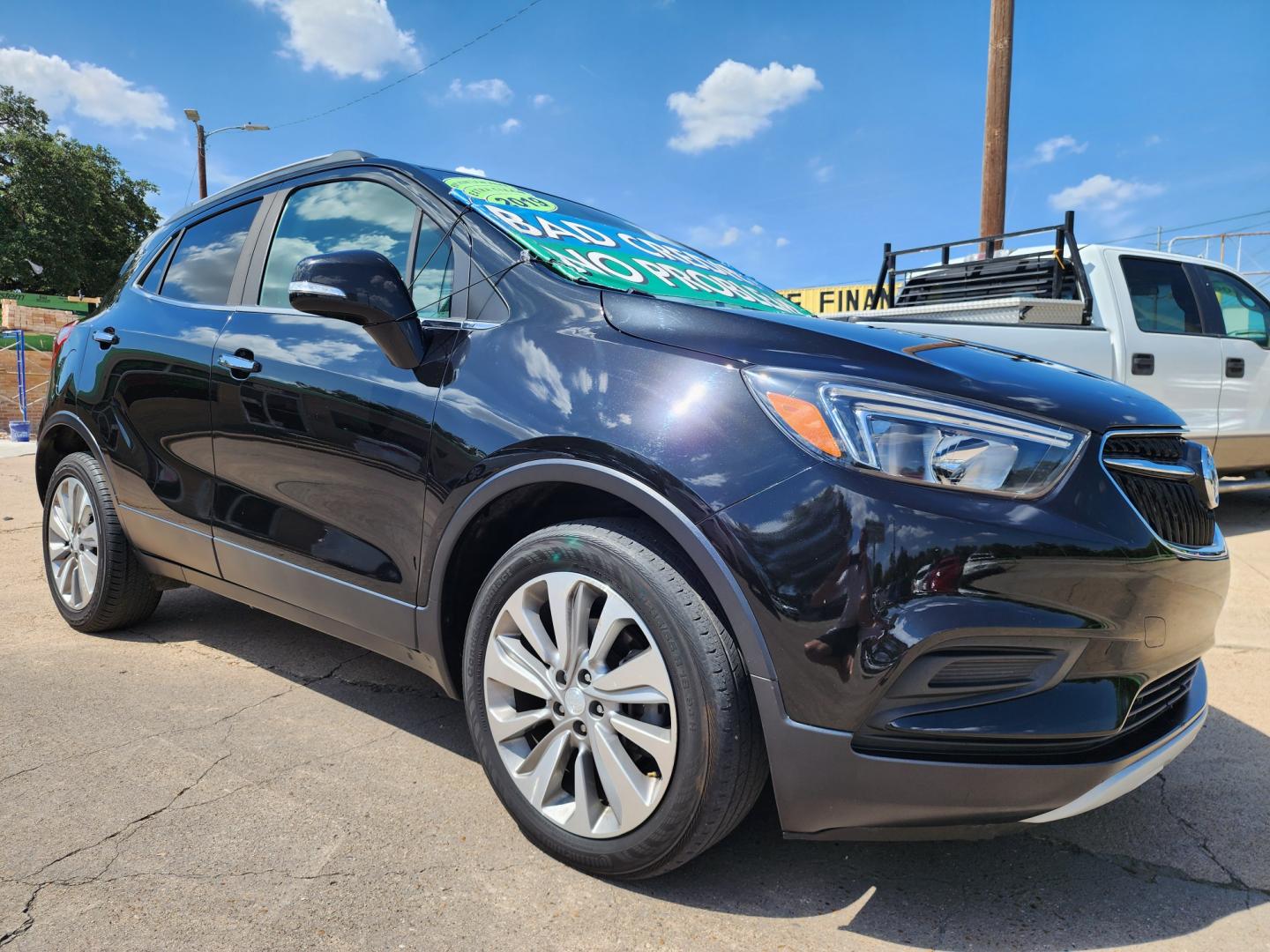 2019 BLACK Buick Encore Preferred (KL4CJASB4KB) with an 1.4L L4 DOHC 16V TURBO engine, 6A transmission, located at 2660 S.Garland Avenue, Garland, TX, 75041, (469) 298-3118, 32.885387, -96.656776 - Welcome to DallasAutos4Less, one of the Premier BUY HERE PAY HERE Dealers in the North Dallas Area. We specialize in financing to people with NO CREDIT or BAD CREDIT. We need proof of income, proof of residence, and a ID. Come buy your new car from us today!! This is a SUPER CLEAN 2019 BUICK ENCO - Photo#1