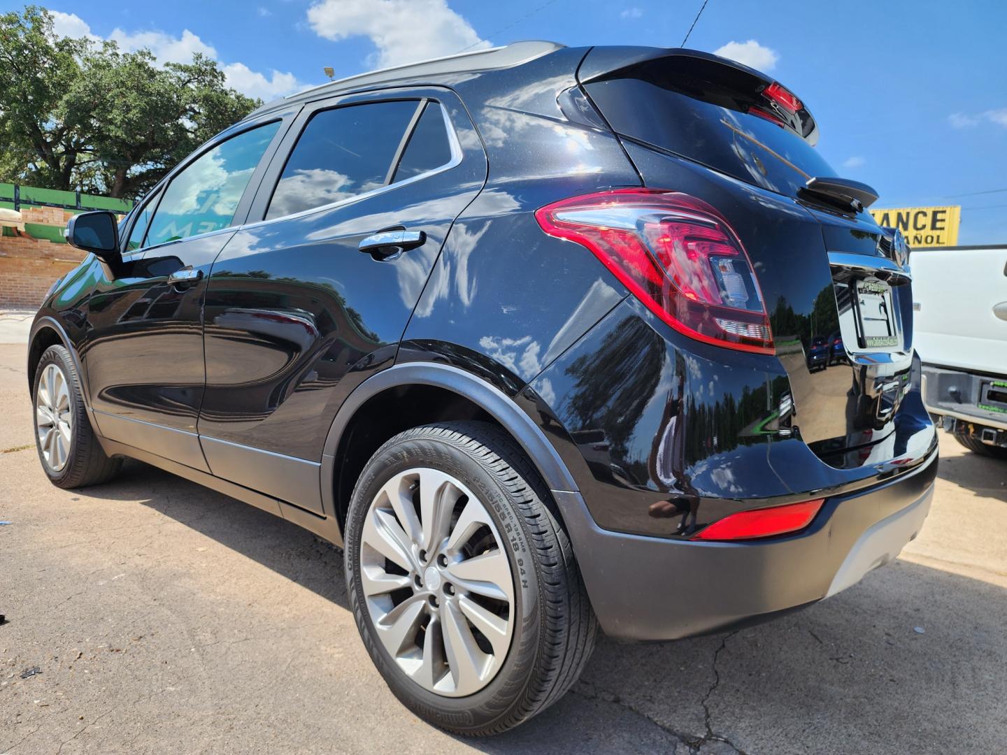 2019 BLACK Buick Encore Preferred (KL4CJASB4KB) with an 1.4L L4 DOHC 16V TURBO engine, 6A transmission, located at 2660 S.Garland Avenue, Garland, TX, 75041, (469) 298-3118, 32.885387, -96.656776 - Welcome to DallasAutos4Less, one of the Premier BUY HERE PAY HERE Dealers in the North Dallas Area. We specialize in financing to people with NO CREDIT or BAD CREDIT. We need proof of income, proof of residence, and a ID. Come buy your new car from us today!! This is a SUPER CLEAN 2019 BUICK ENCO - Photo#5