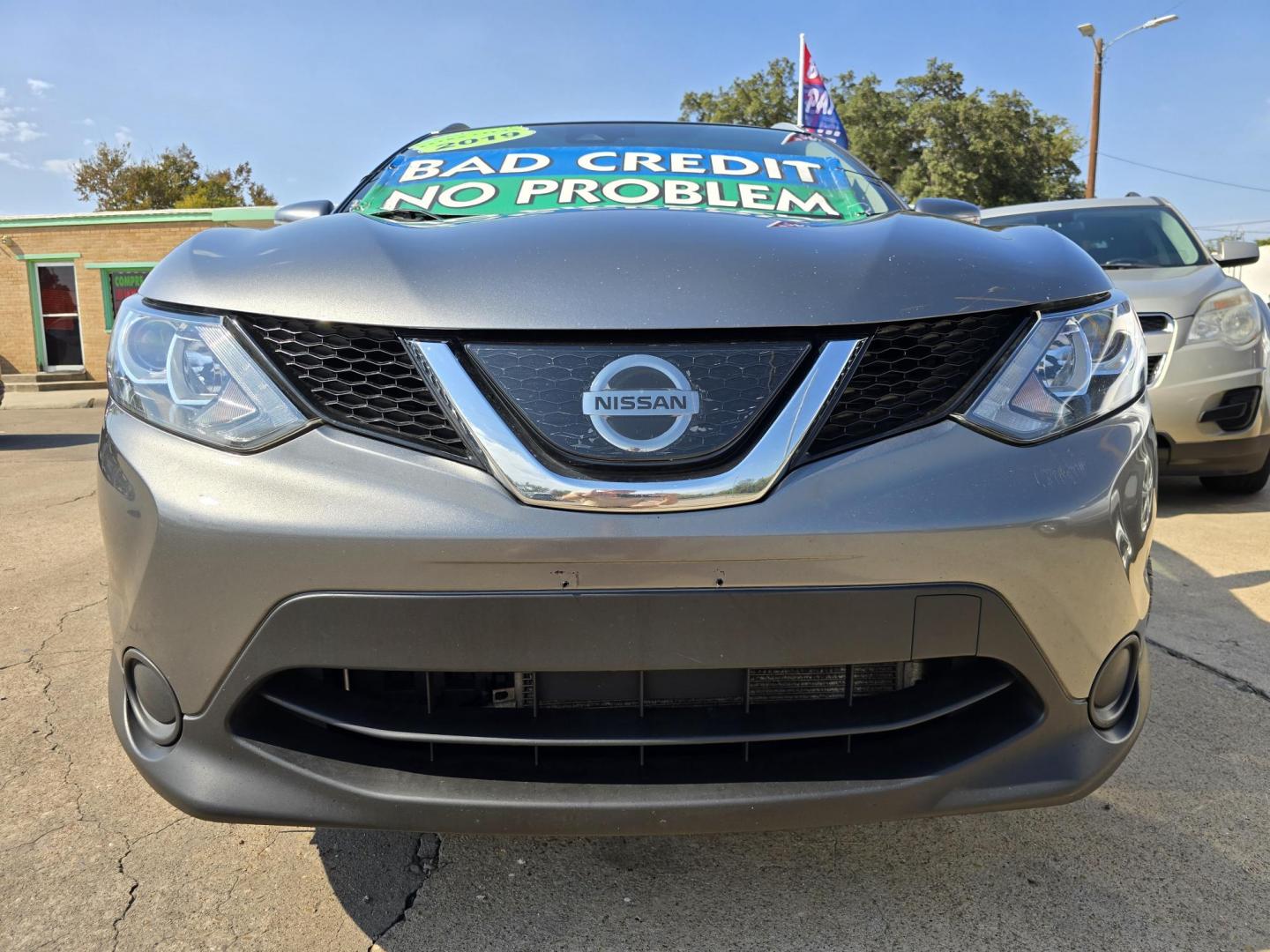 2019 GRAY Nissan Rogue Sport SL (JN1BJ1CR9KW) with an 2.0L L4 DOHC 16V engine, CVT transmission, located at 2660 S.Garland Avenue, Garland, TX, 75041, (469) 298-3118, 32.885387, -96.656776 - Photo#9