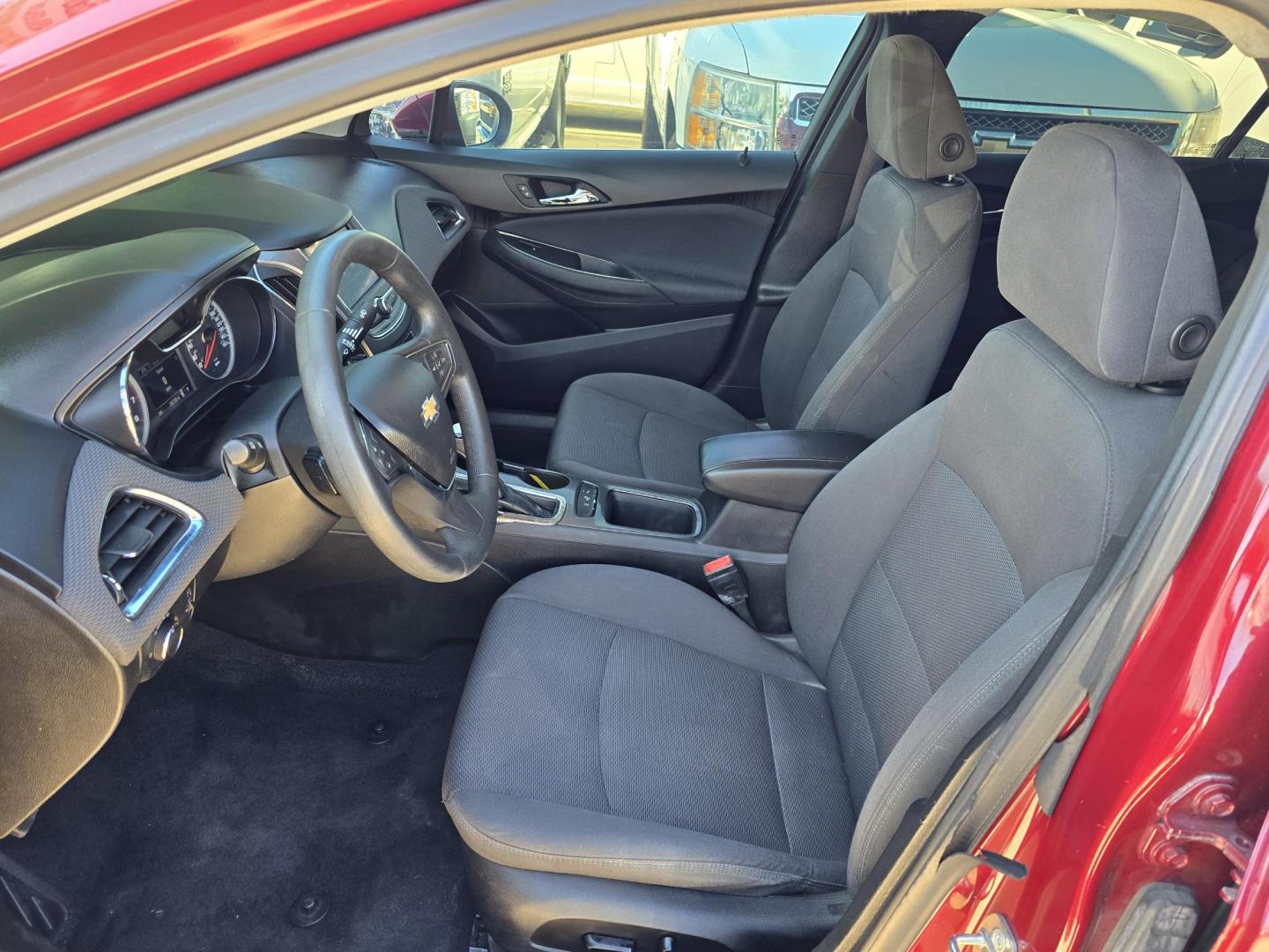 2019 BURGUNDY Chevrolet Cruze LT (1G1BE5SM9K7) with an 1.4L L4 DOHC 16V TURBO engine, 6A transmission, located at 2660 S.Garland Avenue, Garland, TX, 75041, (469) 298-3118, 32.885387, -96.656776 - Welcome to DallasAutos4Less, one of the Premier BUY HERE PAY HERE Dealers in the North Dallas Area. We specialize in financing to people with NO CREDIT or BAD CREDIT. We need proof of income, proof of residence, and a ID. Come buy your new car from us today!! This is a very well cared for 2019 CH - Photo#11