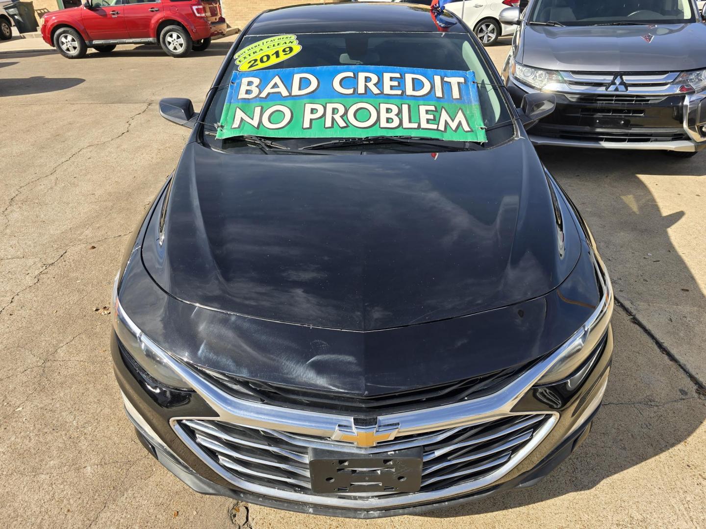 2019 BLACK Chevrolet Malibu LT (1G1ZD5ST6KF) with an 1.5L L4 DOHC 16V engine, 6A transmission, located at 2660 S.Garland Avenue, Garland, TX, 75041, (469) 298-3118, 32.885387, -96.656776 - Photo#8