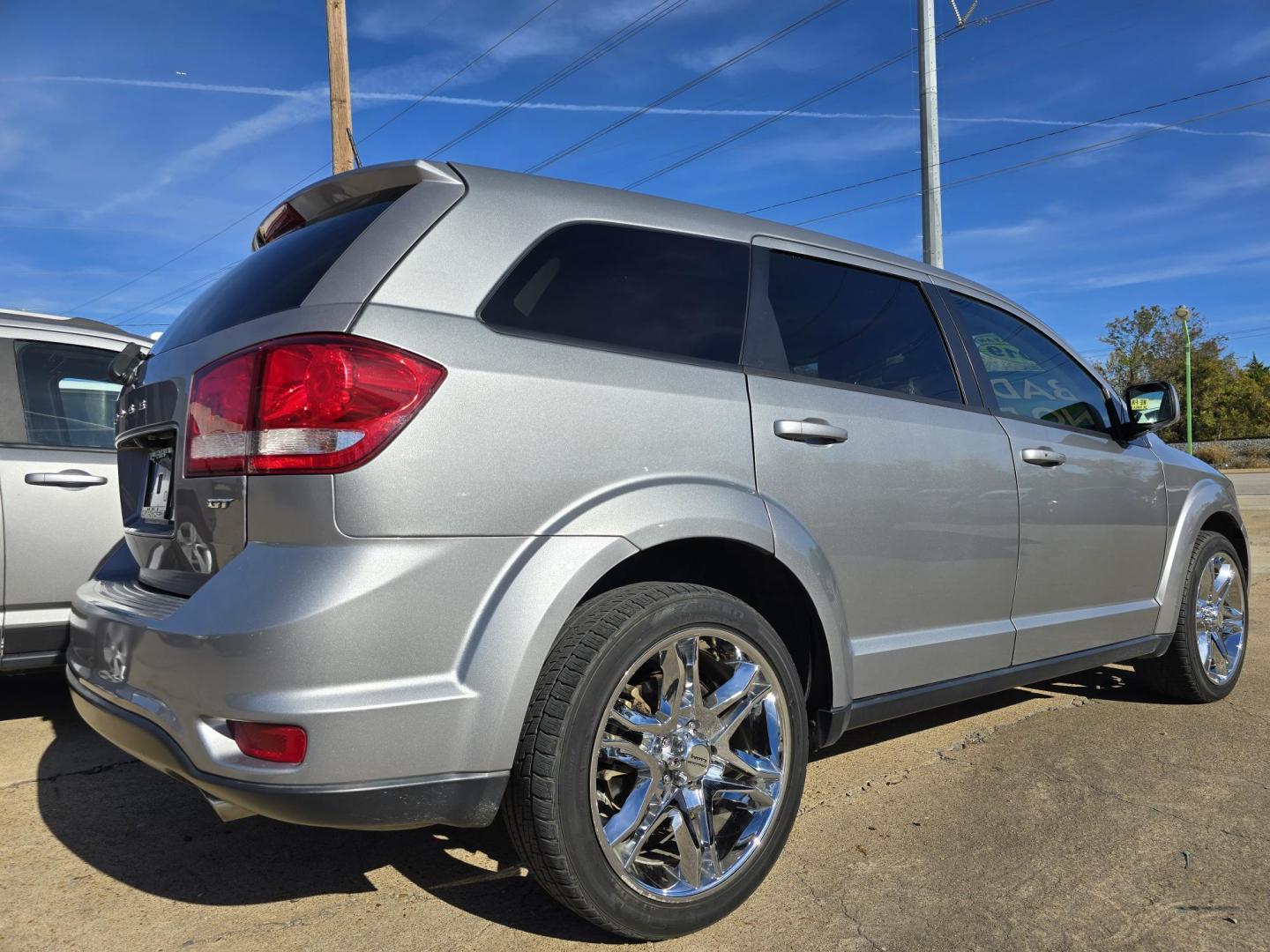 2019 SILVER Dodge Journey GT (3C4PDCEG3KT) with an 3.6L V6 DOHC 24V engine, 6A transmission, located at 2660 S.Garland Avenue, Garland, TX, 75041, (469) 298-3118, 32.885387, -96.656776 - Photo#3