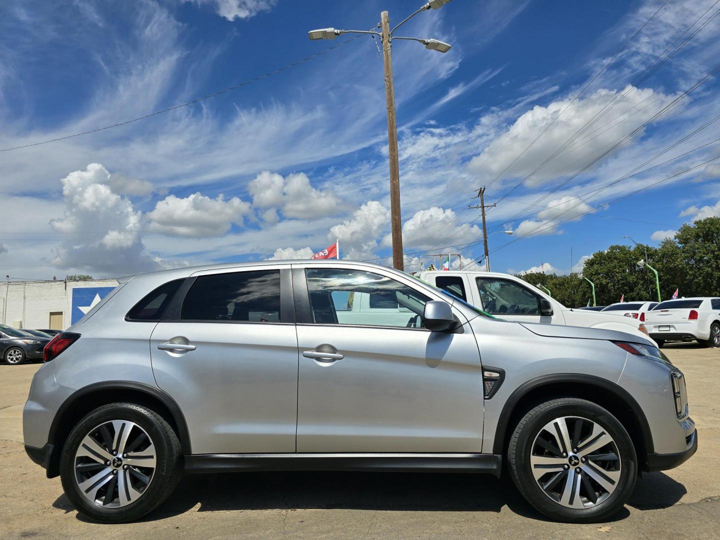 2021 Mitsubishi Outlander Sport 2.0 ES (JA4APUAU8MU) with an 2.0L L4 DOHC 16V engine, CVT transmission, located at 2660 S.Garland Avenue, Garland, TX, 75041, (469) 298-3118, 32.885387, -96.656776 - Photo#2