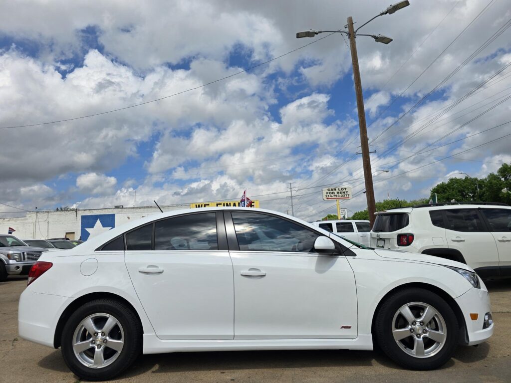2012 Chevrolet CRUZE 1LT