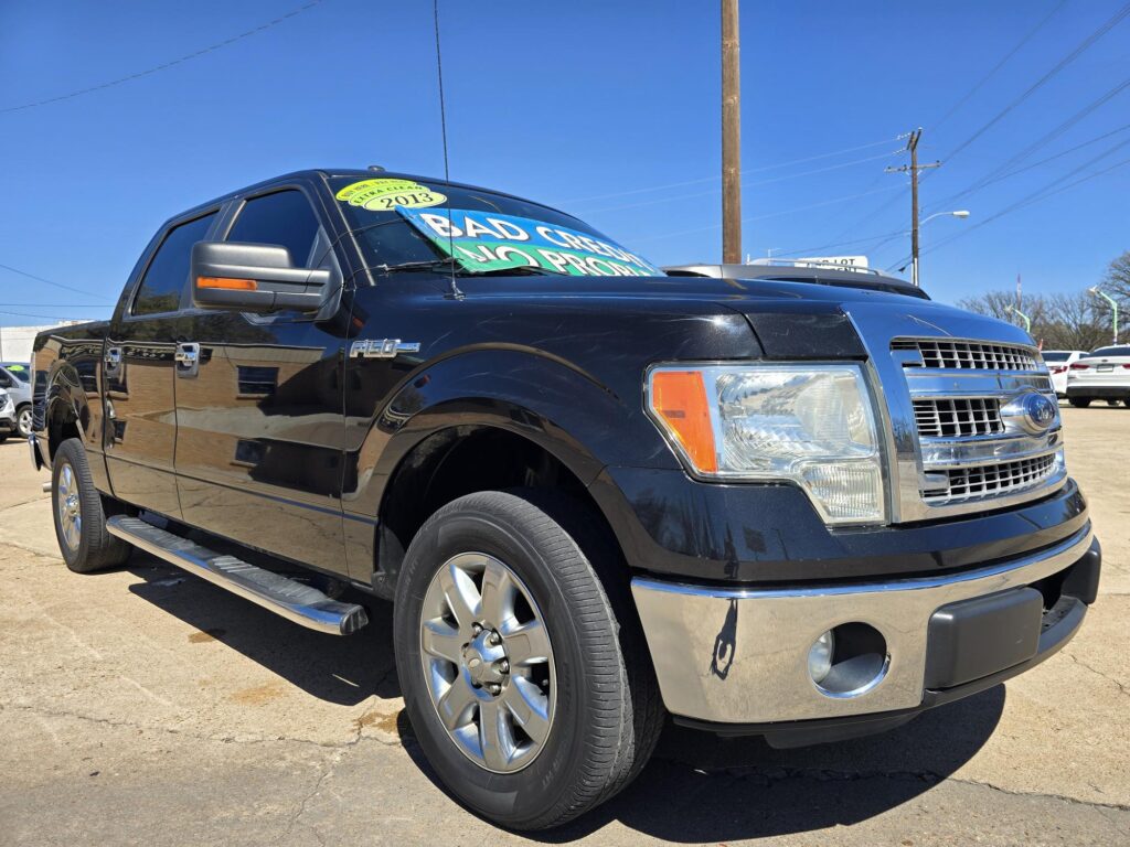 2013 Ford F-150 XL; PLATINUM;