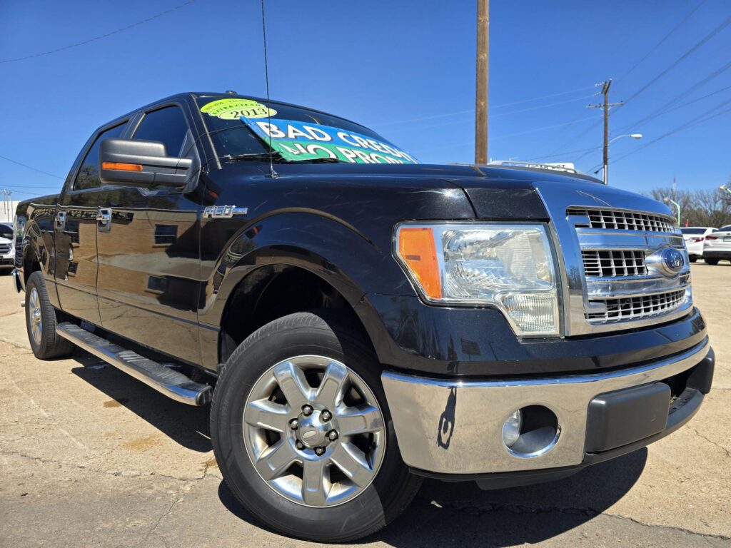 2013 Ford F-150 XL; PLATINUM;