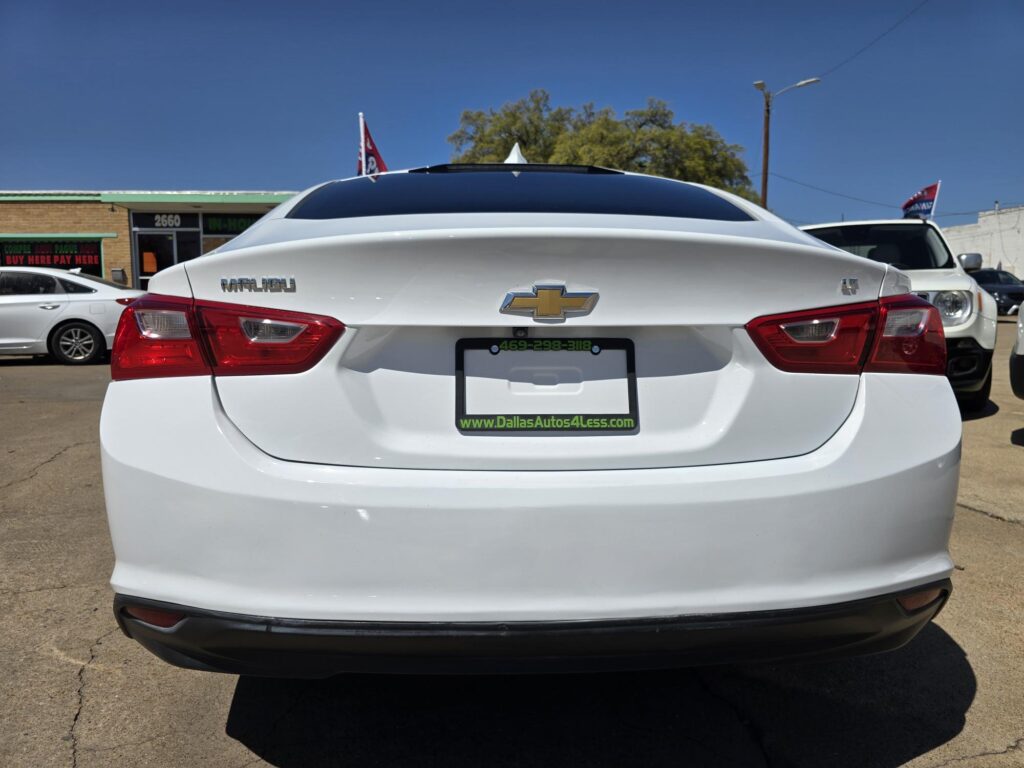 2016 Chevrolet MALIBU LT (1LT)