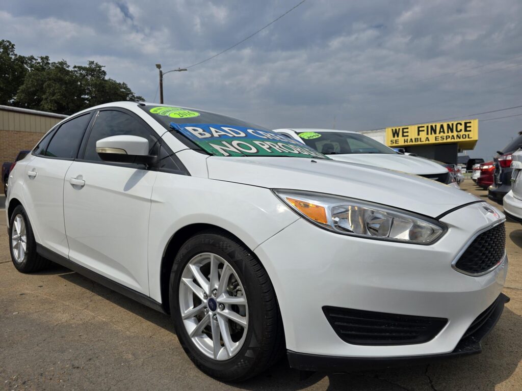 2016 Ford FOCUS SE