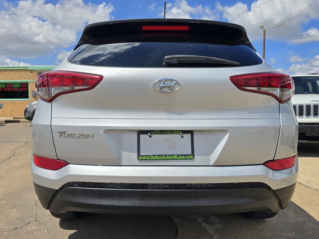 2016 Hyundai TUCSON SE