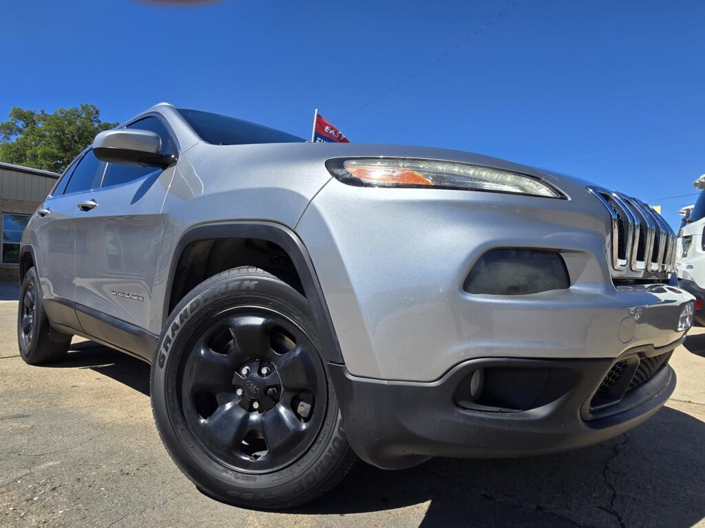 2016 Jeep CHEROKEE LATITUDE; N