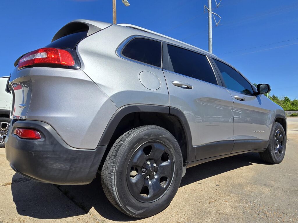 2016 Jeep CHEROKEE LATITUDE; N