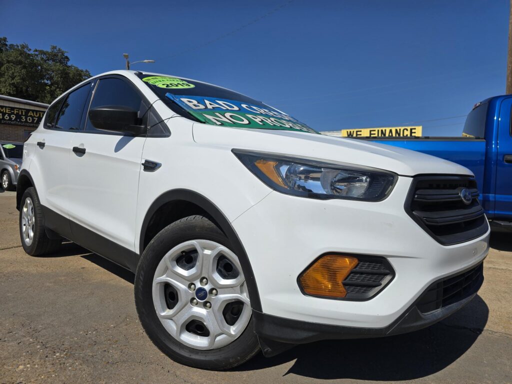 2019 Ford ESCAPE S