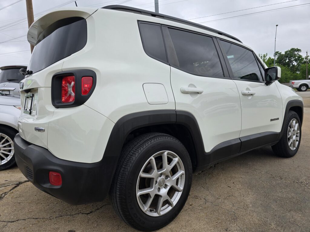 2019 Jeep RENEGADE LATITUDE