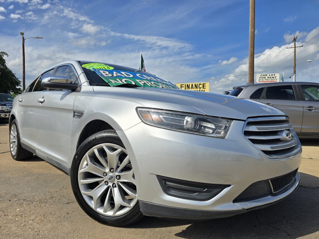 2014 Ford Taurus Limited FWD's photo