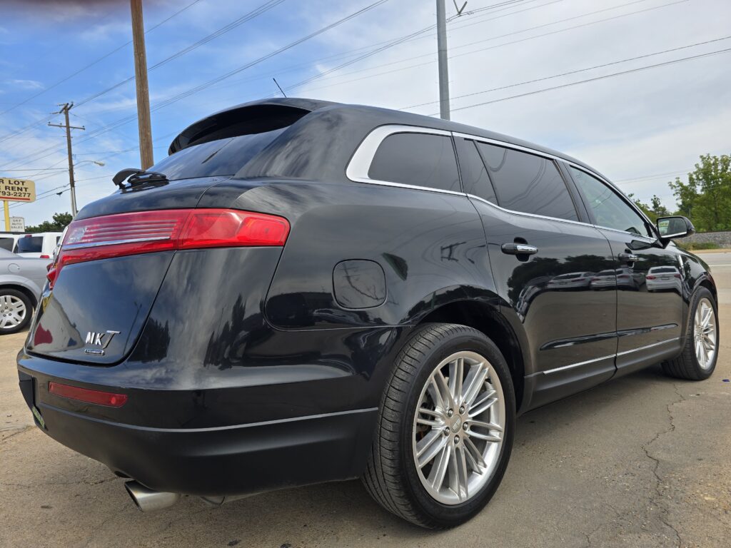 LINCOLN MKT