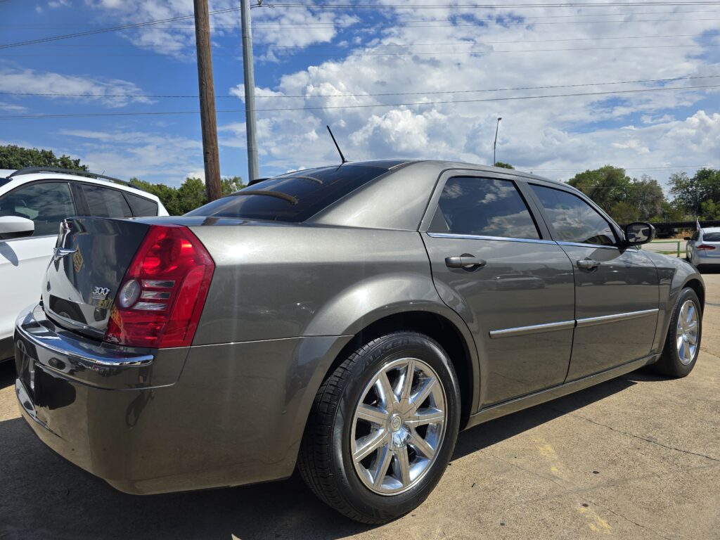 CHRYSLER 300 LIMITED