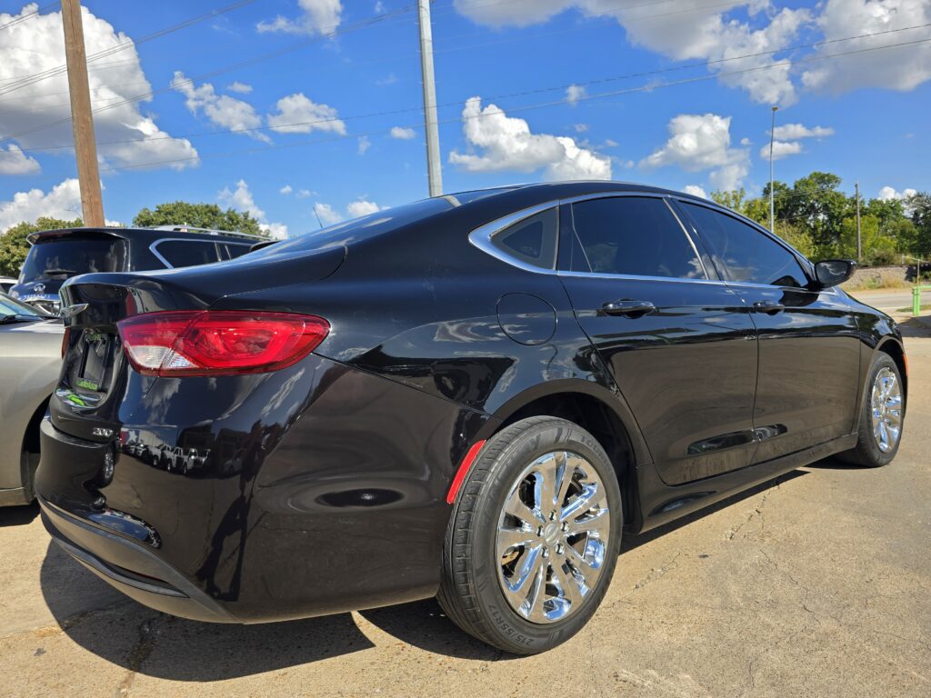CHRYSLER 200 LX