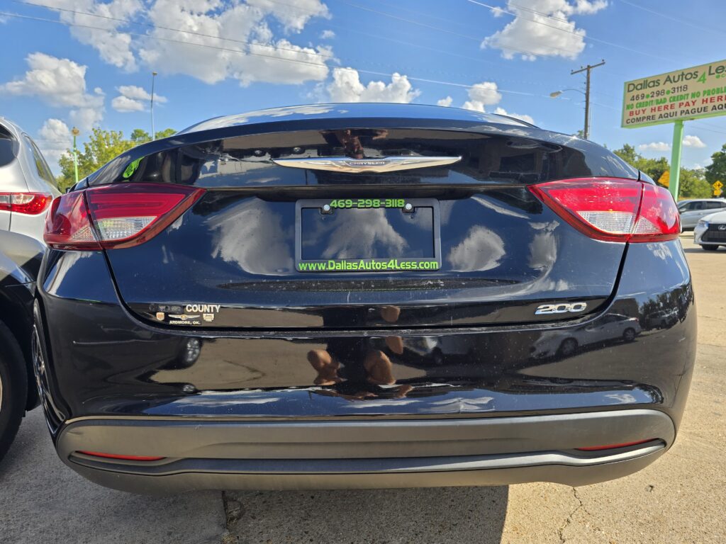 CHRYSLER 200 LX