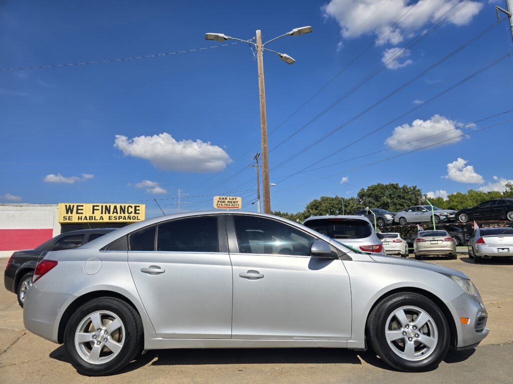 CHEVROLET CRUZE 1LT