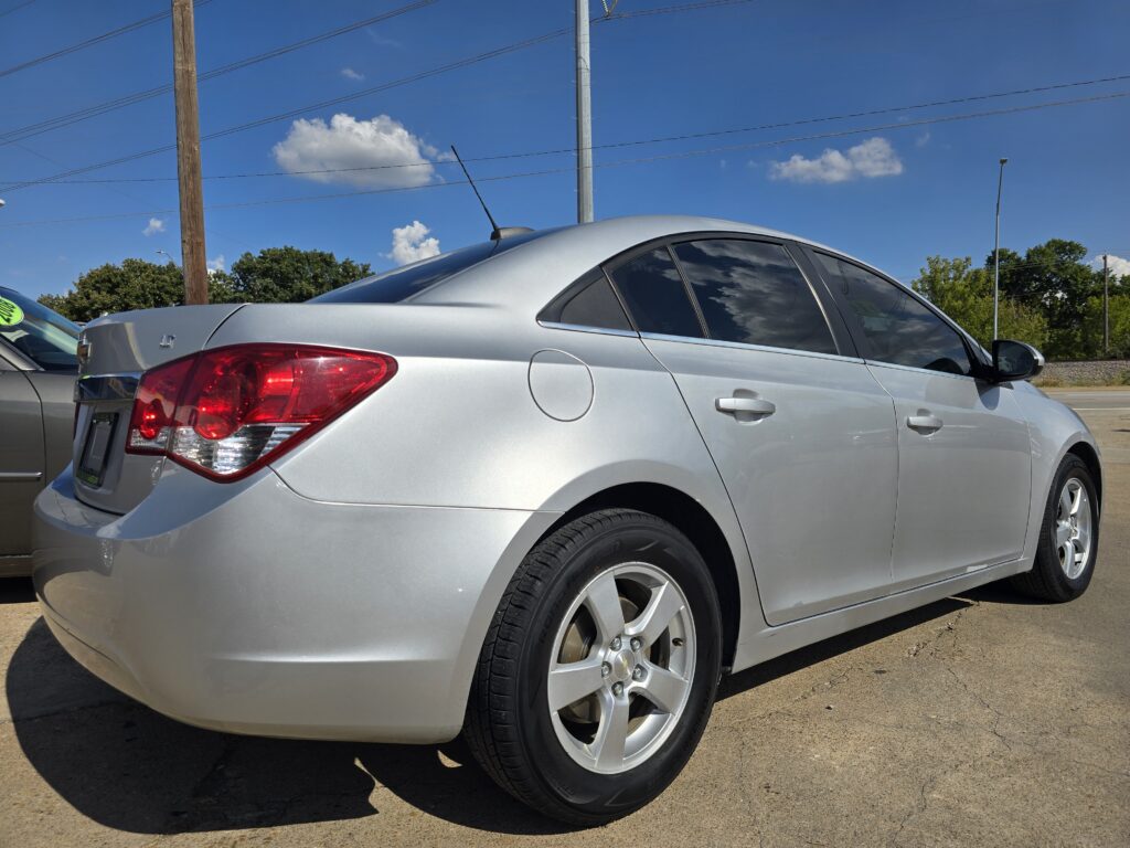 CHEVROLET CRUZE 1LT