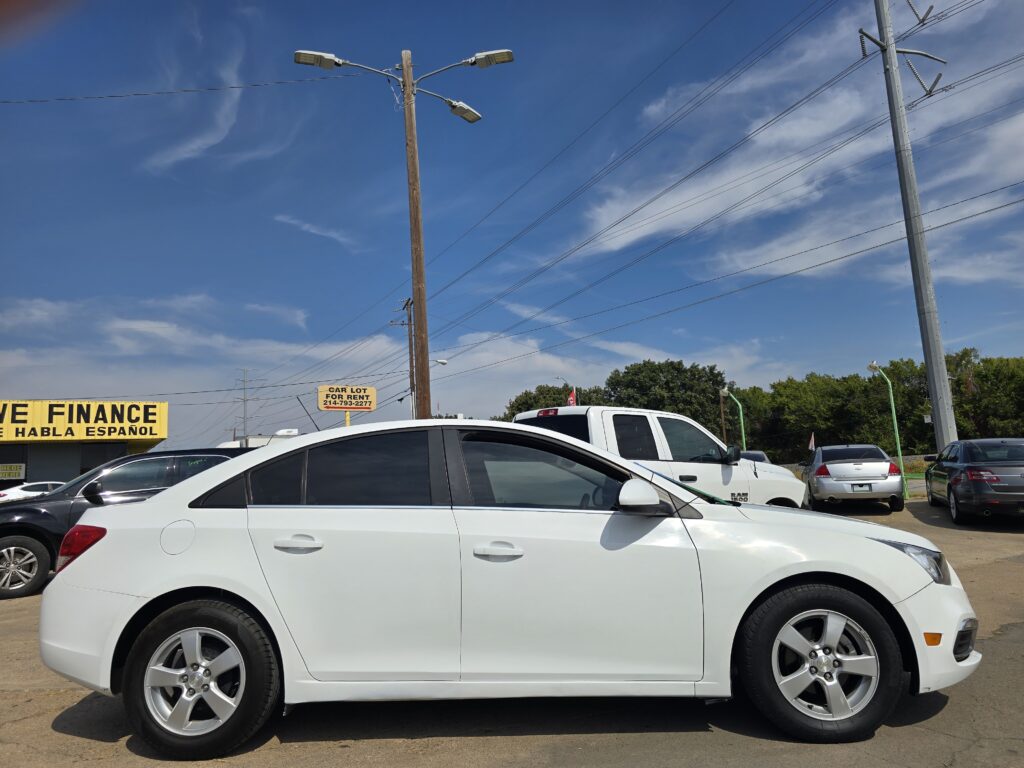 CHEVROLET CRUZE 1LT