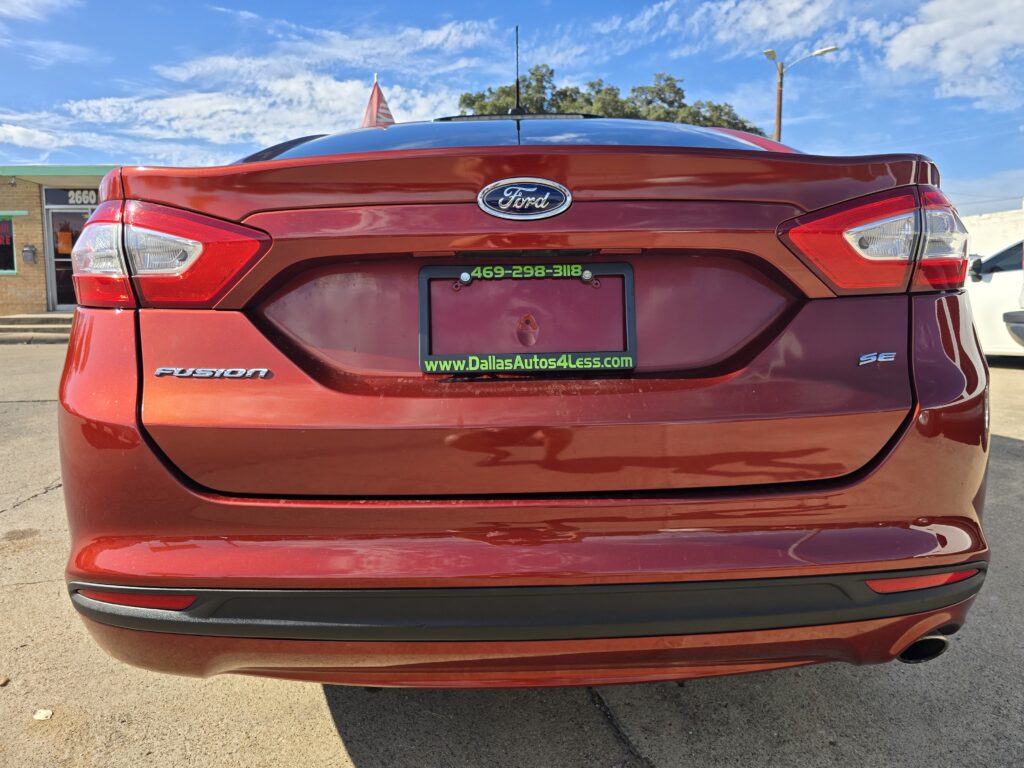 FORD FUSION SE